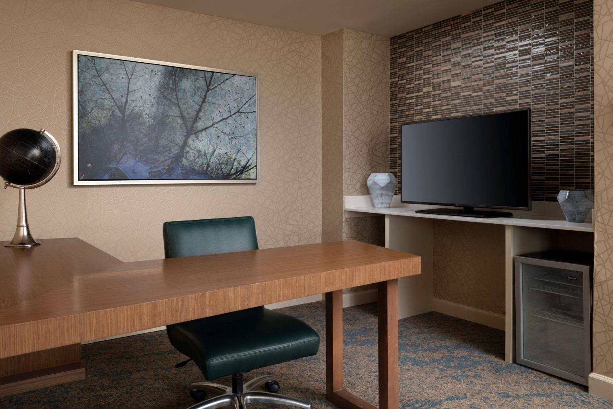 The Westin Crystal City Reagan National Airport Арлингтън Екстериор снимка