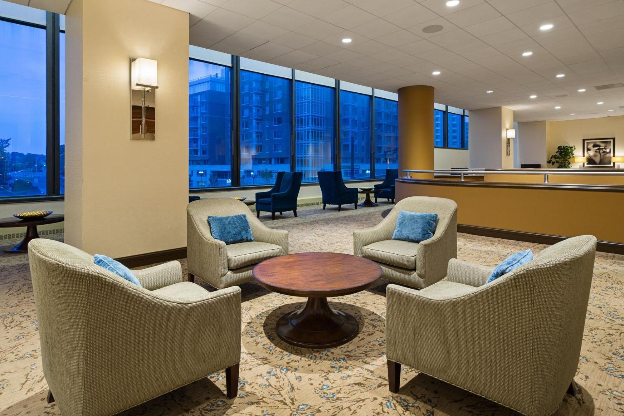 The Westin Crystal City Reagan National Airport Арлингтън Екстериор снимка