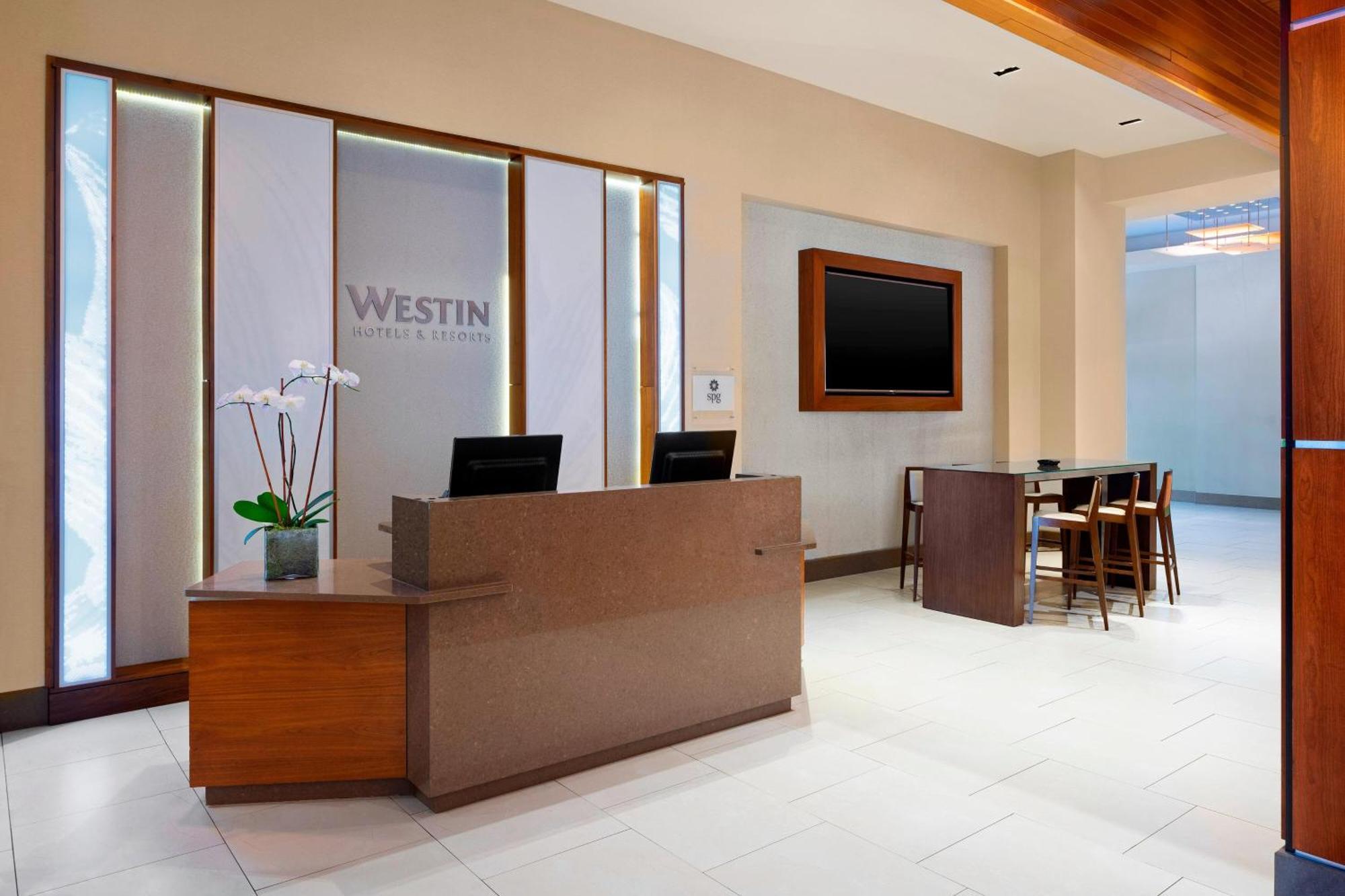 The Westin Crystal City Reagan National Airport Арлингтън Екстериор снимка