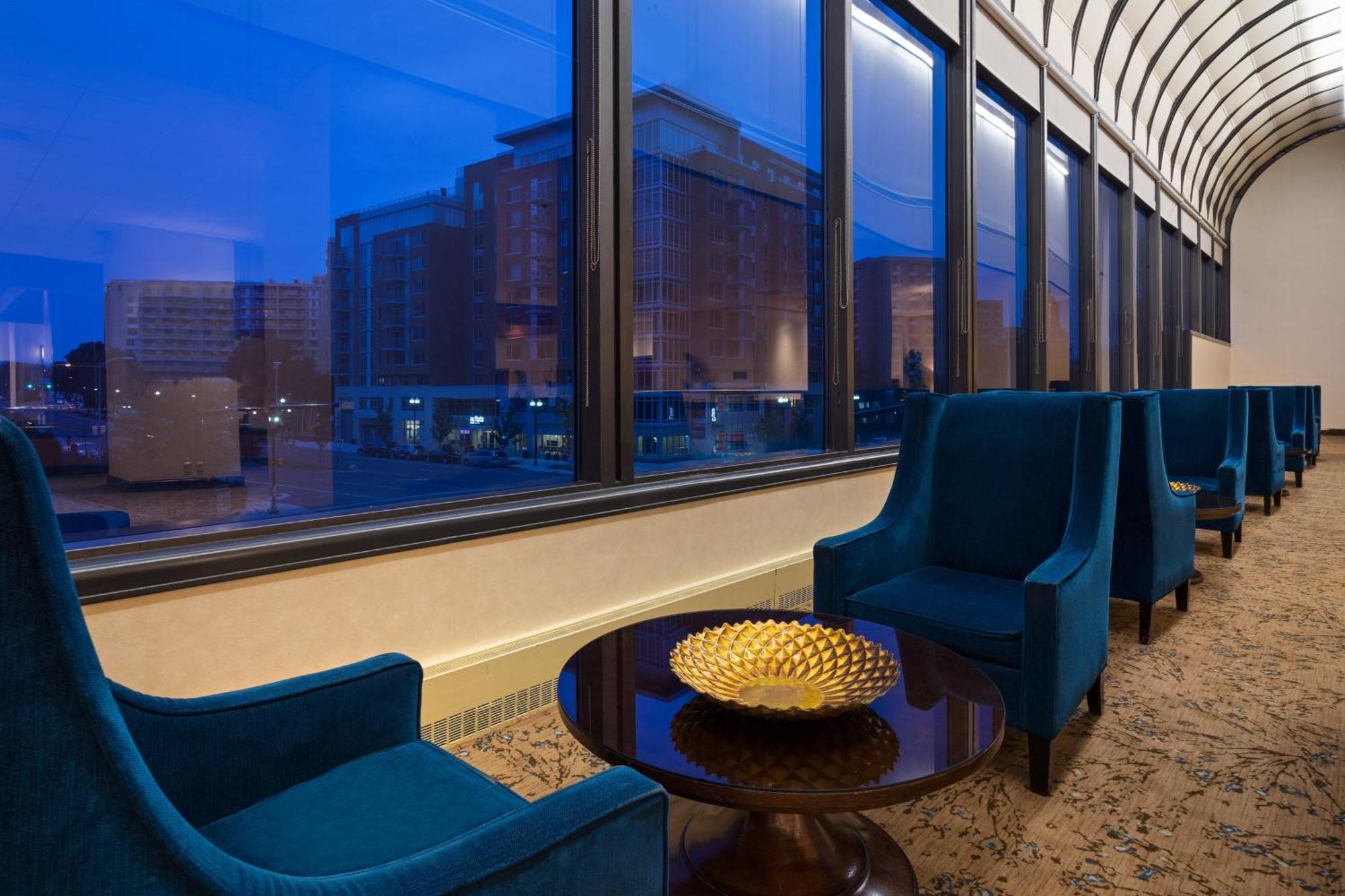 The Westin Crystal City Reagan National Airport Арлингтън Екстериор снимка